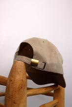 Charger l'image dans la galerie, N°66 - CASQUETTE UPCYCLÉE