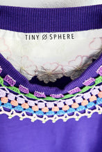 Charger l'image dans la galerie, N°30 - T-SHIRT UPCYCLÉ - XL