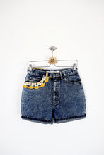 Charger l'image dans la galerie, N°34 - SHORT UPCYCLÉ - 38