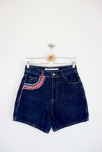 Charger l'image dans la galerie, N°31 - SHORT UPCYCLÉ - 38